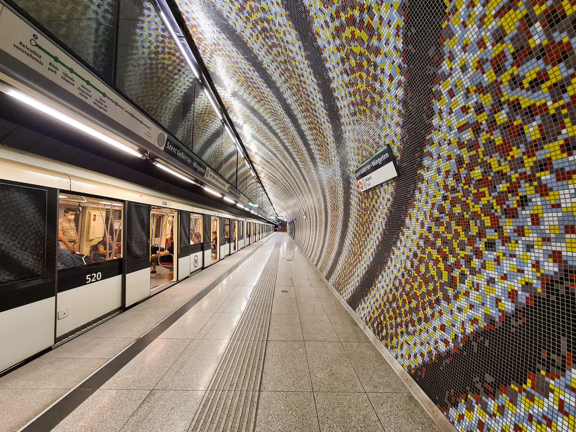 M4 — Budapest metro